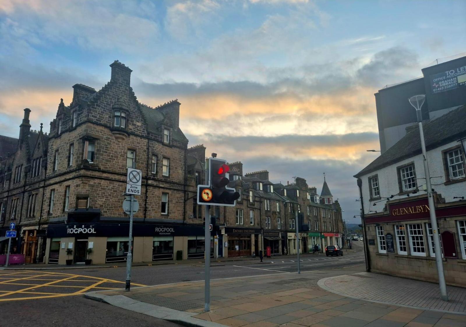 Highland Historical Home In Inverness City Centre Exterior photo